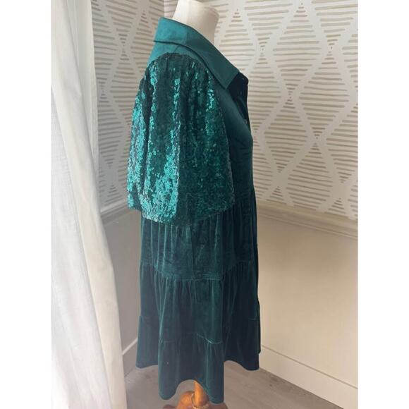 Entro Women’s Large Green Velvet & Sequin Tiered Ruffle Mini Dress - Picture 4 of 5